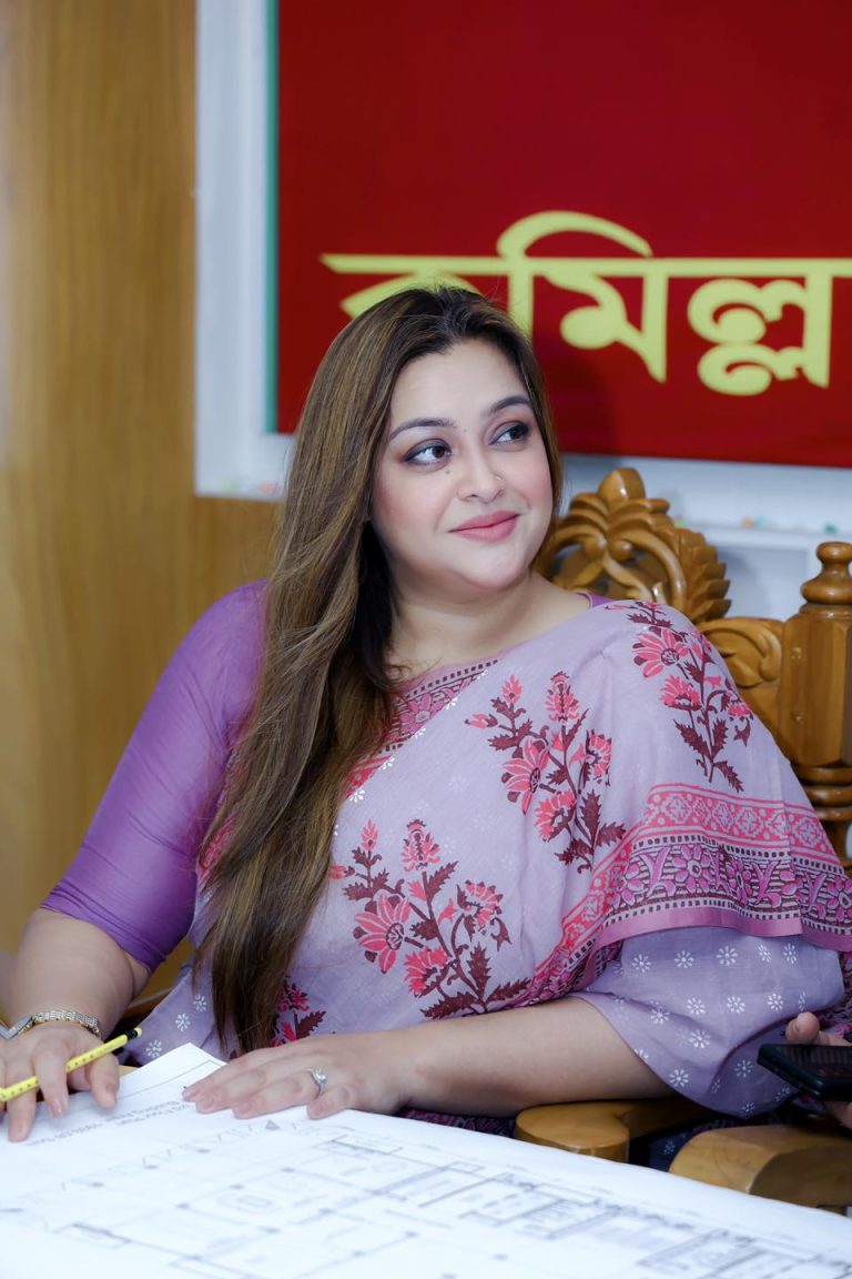 ‘আছি তো কুমিল্লা। নতুন বাসা গোছাচ্ছি, তোমাদের যেন লুট, চুরি আর আগুন দিতে সুবিধা হয়।’