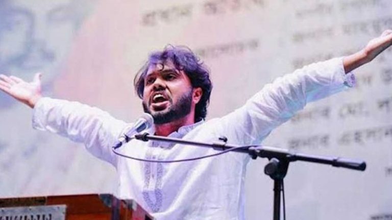 ওসমান হাদিকে সোমবার দুপুরে সিঙ্গাপুরে নেয়া হবে