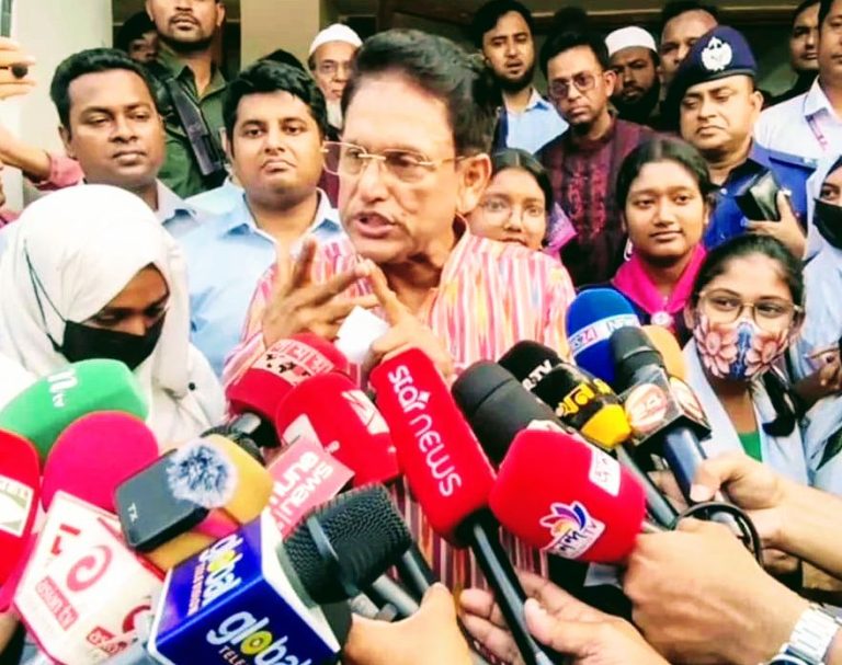 শিক্ষার্থীদের রাস্তায় দাঁড় করিয়ে অতিথিকে শুভেচ্ছা জানানো সম্পূর্ণ নিষিদ্ধ : শিক্ষামন্ত্রী