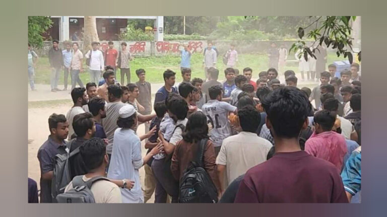 রাবিতে দুই বিভাগের শিক্ষার্থীদের মাঝে সংঘর্ষ
