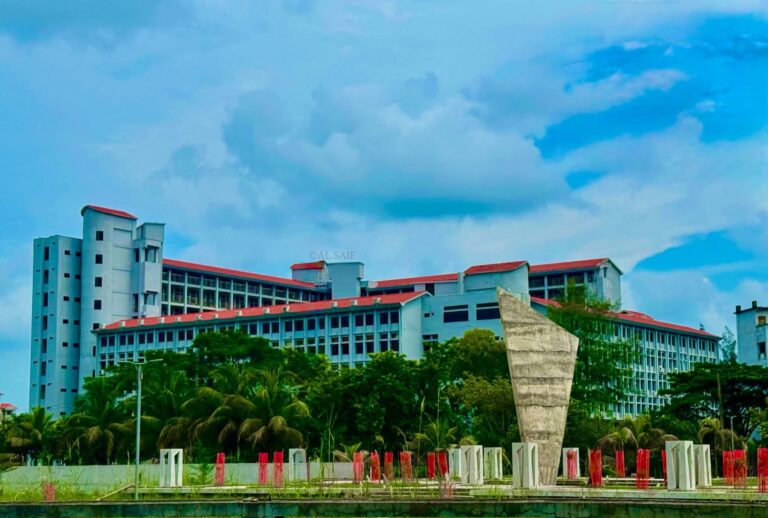 বিনা বেতনে পাঠদান: গোবিপ্রবির খণ্ডকালীন শিক্ষকদের দীর্ঘ দেড় বছরের বঞ্চনা